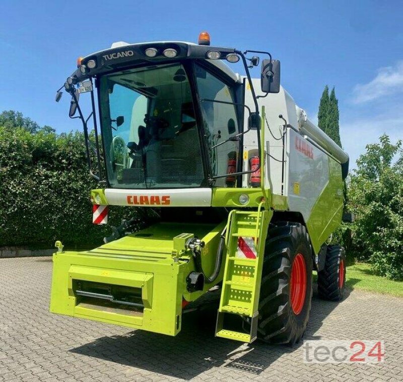 Mähdrescher des Typs CLAAS Tucano 420 mit Schneidwerk, Gebrauchtmaschine in Östringen (Bild 12)