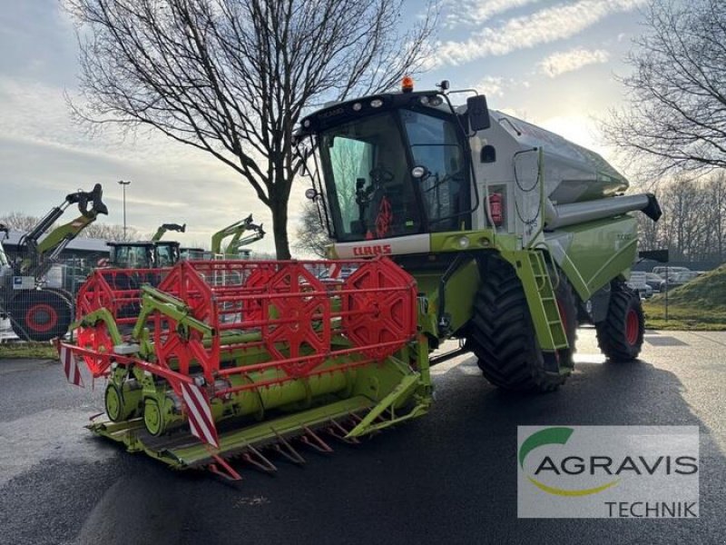 Mähdrescher tip CLAAS TUCANO 420, Gebrauchtmaschine in Meppen (Poză 1)