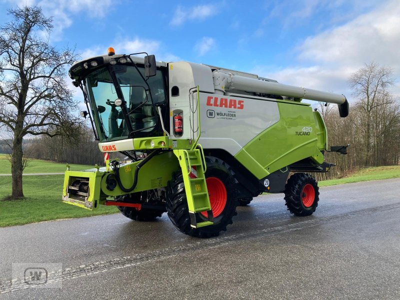 Mähdrescher des Typs CLAAS Tucano 420, Gebrauchtmaschine in Zell an der Pram (Bild 1)