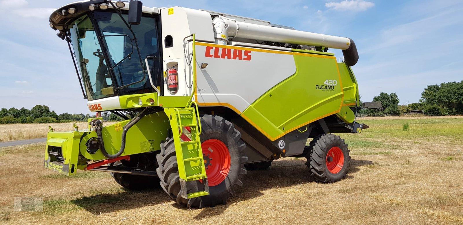 Mähdrescher от тип CLAAS Tucano 420, Gebrauchtmaschine в Gross-Bieberau (Снимка 1)