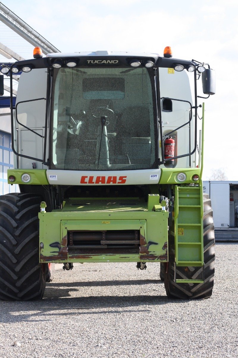 Mähdrescher des Typs CLAAS Tucano 430 Getreidemaschine Allrad, Gebrauchtmaschine in Schutterzell (Bild 2)