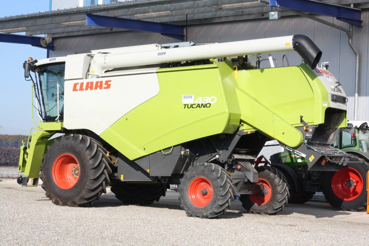 Mähdrescher des Typs CLAAS Tucano 430 Getreidemaschine Allrad, Gebrauchtmaschine in Schutterzell (Bild 4)