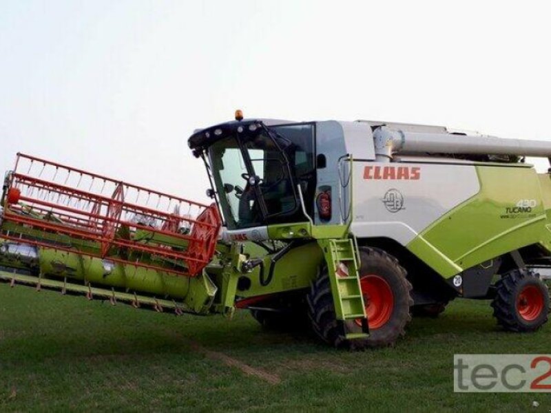 Mähdrescher of the type CLAAS Tucano 430 Klappschneidw, Gebrauchtmaschine in Östringen