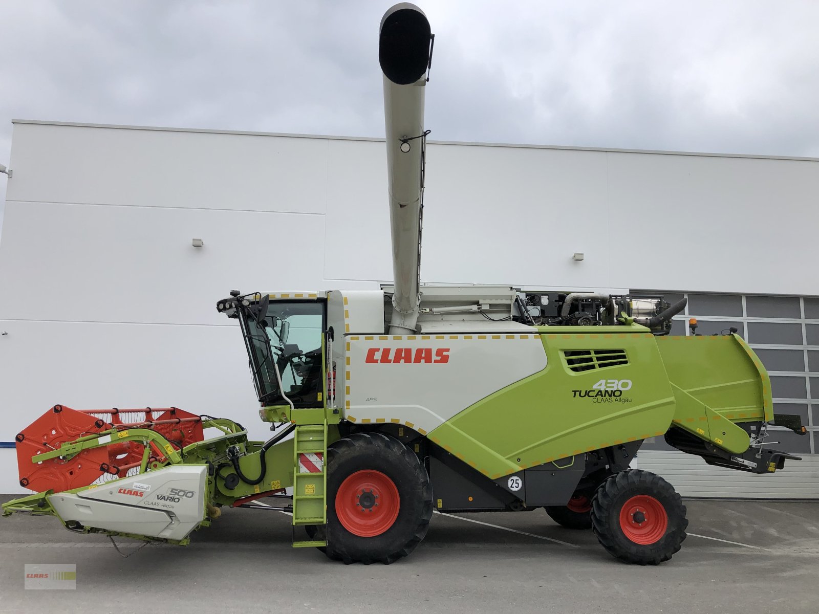 Mähdrescher Türe ait CLAAS Tucano 430 PREIS REDUZIERT !!!, Gebrauchtmaschine içinde Langenau (resim 1)