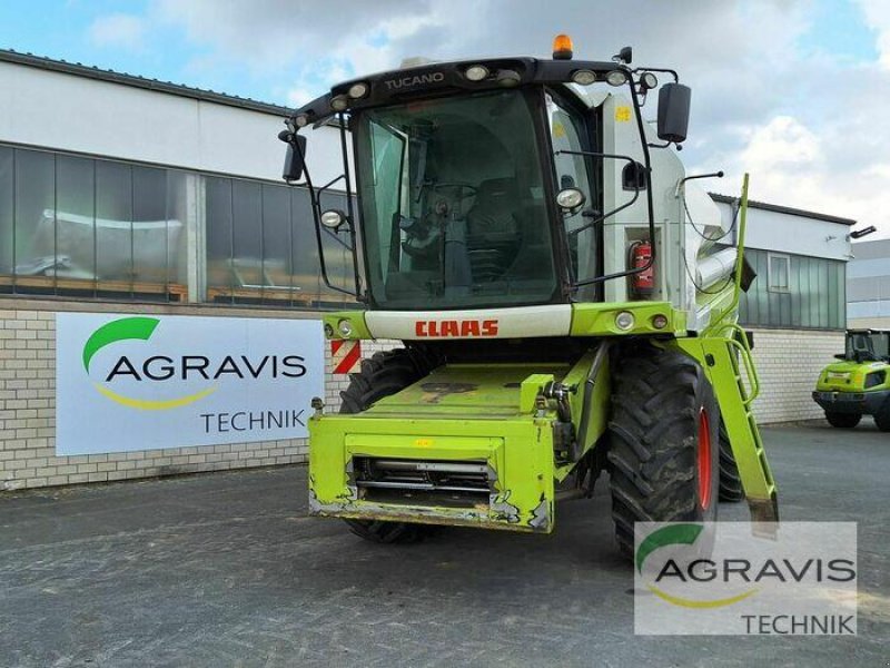 Mähdrescher des Typs CLAAS TUCANO 430, Gebrauchtmaschine in Warburg (Bild 13)