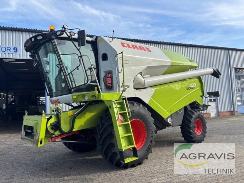 Mähdrescher van het type CLAAS TUCANO 430, Gebrauchtmaschine in Meppen (Foto 1)