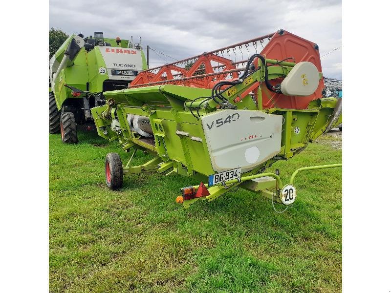 Mähdrescher tip CLAAS TUCANO 430, Gebrauchtmaschine in HERLIN LE SEC (Poză 7)