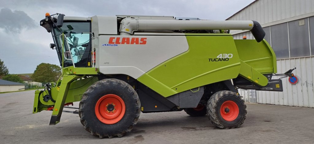 Mähdrescher du type CLAAS TUCANO 430, Gebrauchtmaschine en VERT TOULON (Photo 11)