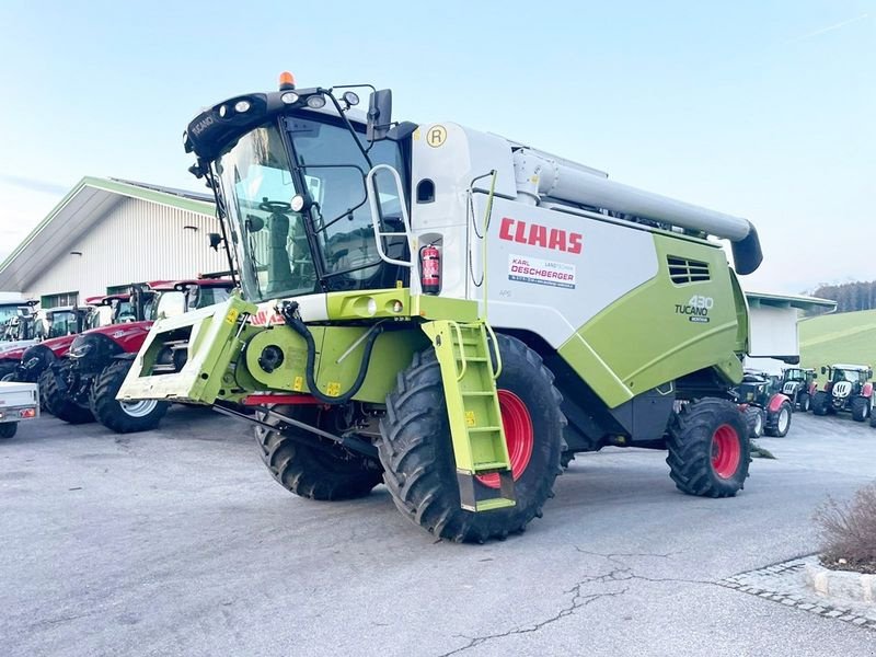 Mähdrescher van het type CLAAS Tucano 430, Gebrauchtmaschine in St. Marienkirchen (Foto 1)