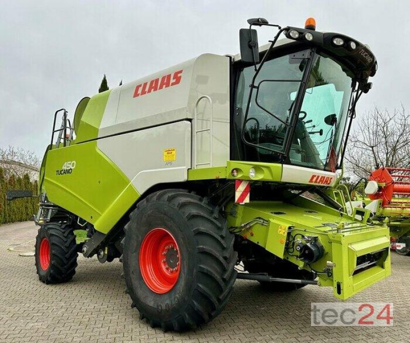 Mähdrescher tip CLAAS Tucano 450 mit Schneidwerk, Gebrauchtmaschine in Östringen (Poză 8)