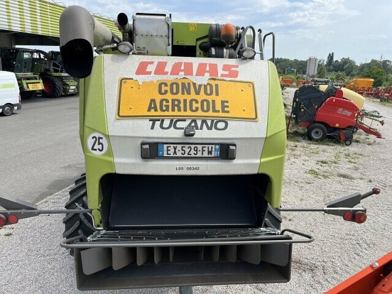 Mähdrescher del tipo CLAAS TUCANO 450, Gebrauchtmaschine en CHATEAU GAILLARD (Imagen 6)