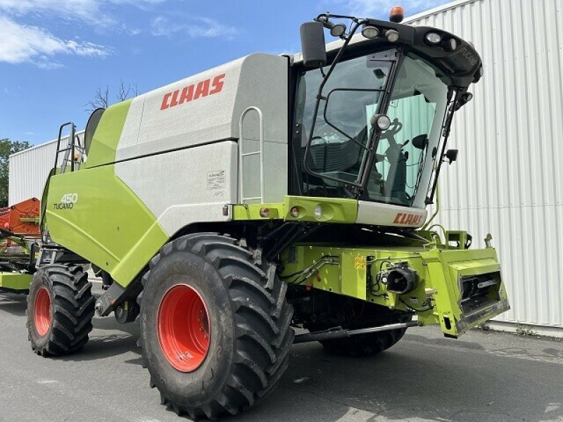 Mähdrescher van het type CLAAS TUCANO 450, Gebrauchtmaschine in CHATEAU GAILLARD (Foto 2)