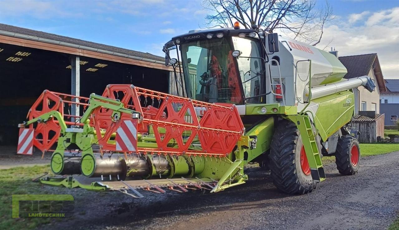 Mähdrescher tipa CLAAS TUCANO 450, Gebrauchtmaschine u Homberg (Ohm) - Maulbach (Slika 1)