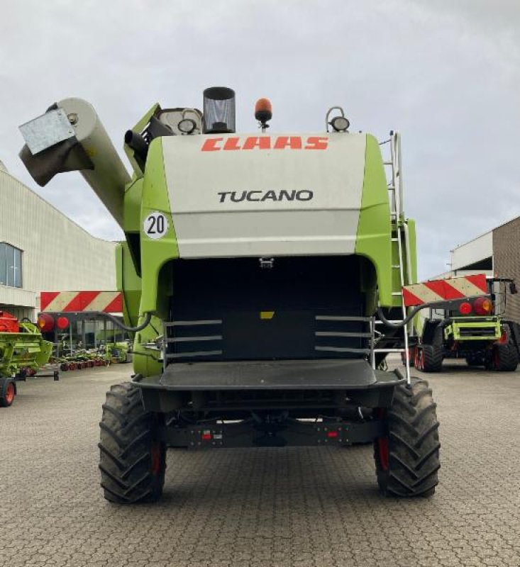 Mähdrescher del tipo CLAAS TUCANO 470, Gebrauchtmaschine In Hockenheim (Immagine 4)