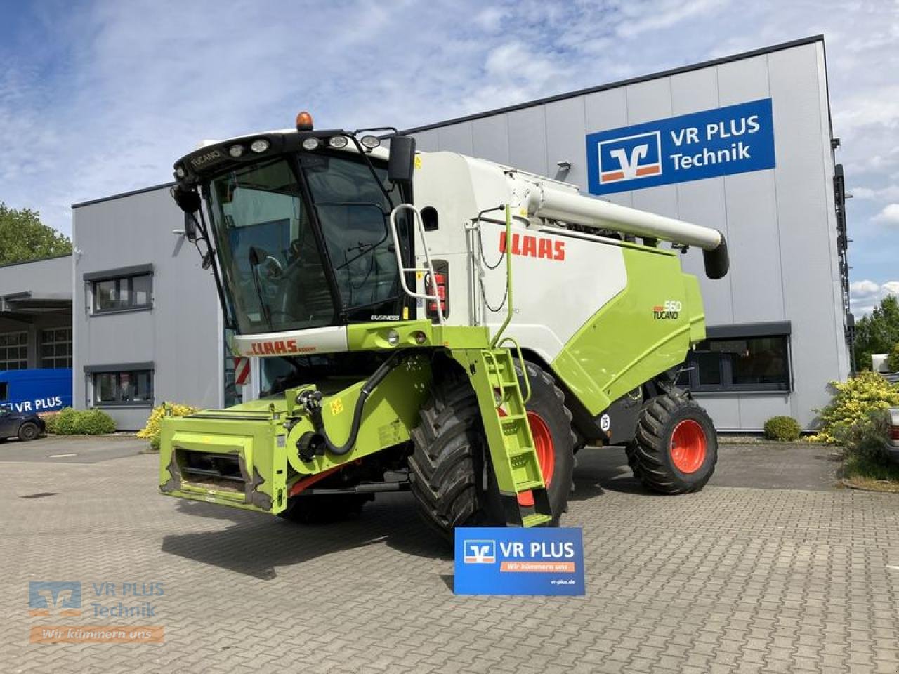 Mähdrescher van het type CLAAS TUCANO 560 BUSINESS APS HYBRID, Gebrauchtmaschine in Osterburg (Foto 1)