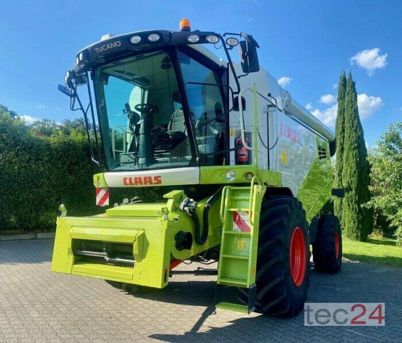 Mähdrescher van het type CLAAS Tucano 560 mit Schneidwerk, Gebrauchtmaschine in Östringen (Foto 9)