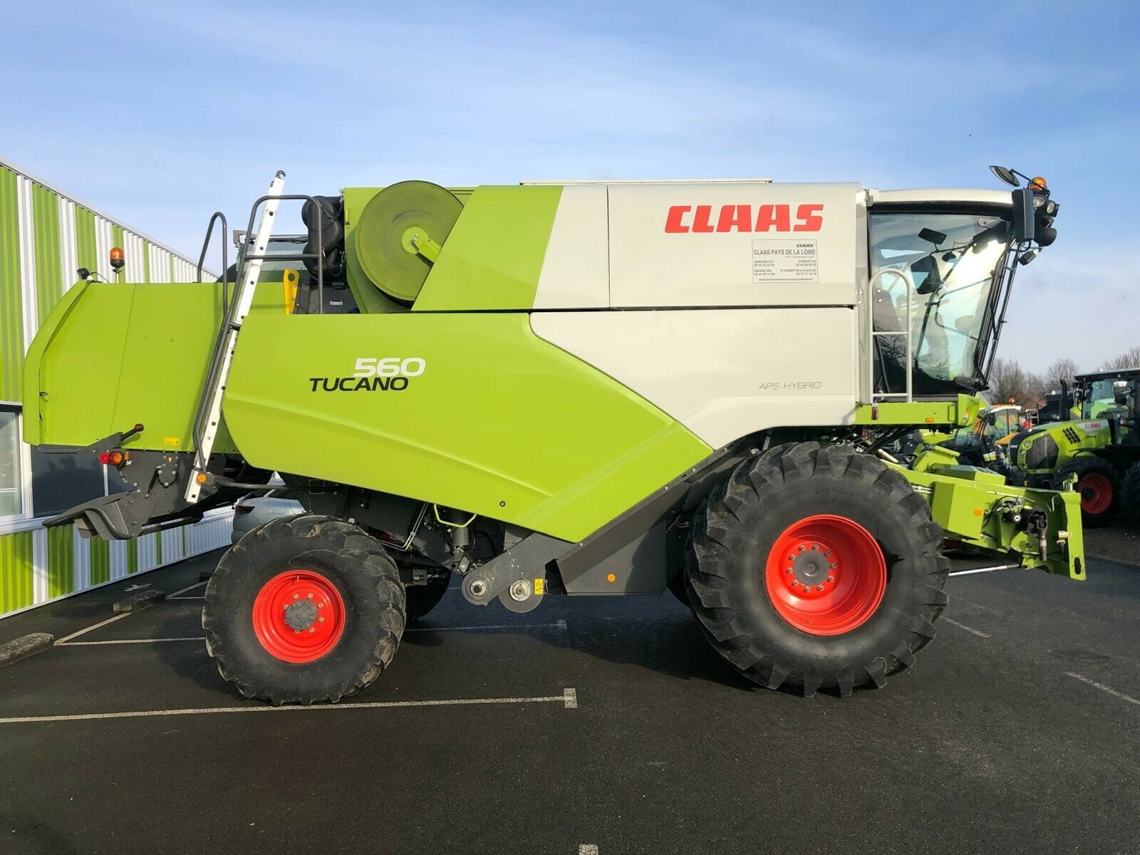 Mähdrescher tip CLAAS TUCANO 560 TIER 4F TRADITION, Gebrauchtmaschine in ST CLEMENT DE LA PLACE (Poză 5)