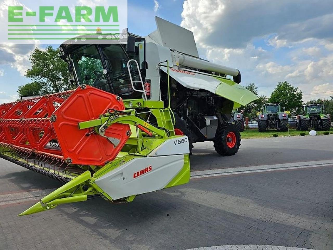 Mähdrescher des Typs CLAAS tucano 560, Gebrauchtmaschine in MORDY (Bild 18)