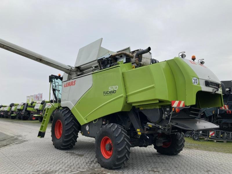 Mähdrescher du type CLAAS TUCANO 570, Gebrauchtmaschine en Schwülper (Photo 5)