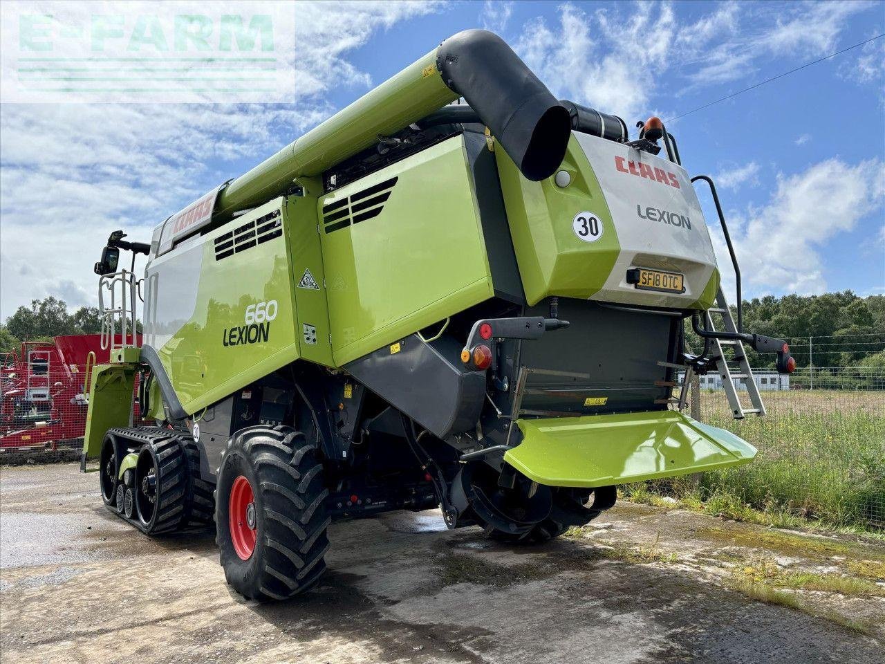 Mähdrescher van het type CLAAS USED LEXION 660TT, Gebrauchtmaschine in DUMFRIES (Foto 3)