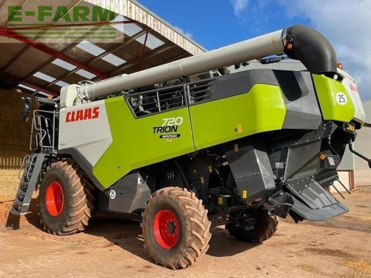 Mähdrescher za tip CLAAS USED TRION 720 M, Gebrauchtmaschine u BISHOPS LYDEARD, TAUNTON (Slika 8)