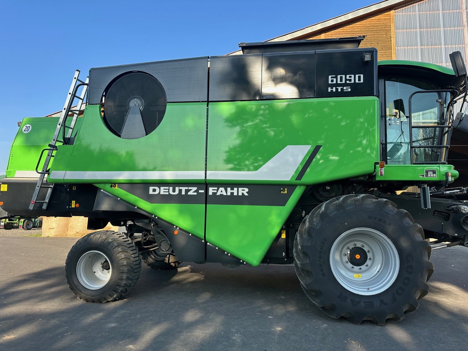 Mähdrescher des Typs Deutz-Fahr 6090 HTS Balance, Gebrauchtmaschine in Amöneburg-Roßdorf (Bild 2)