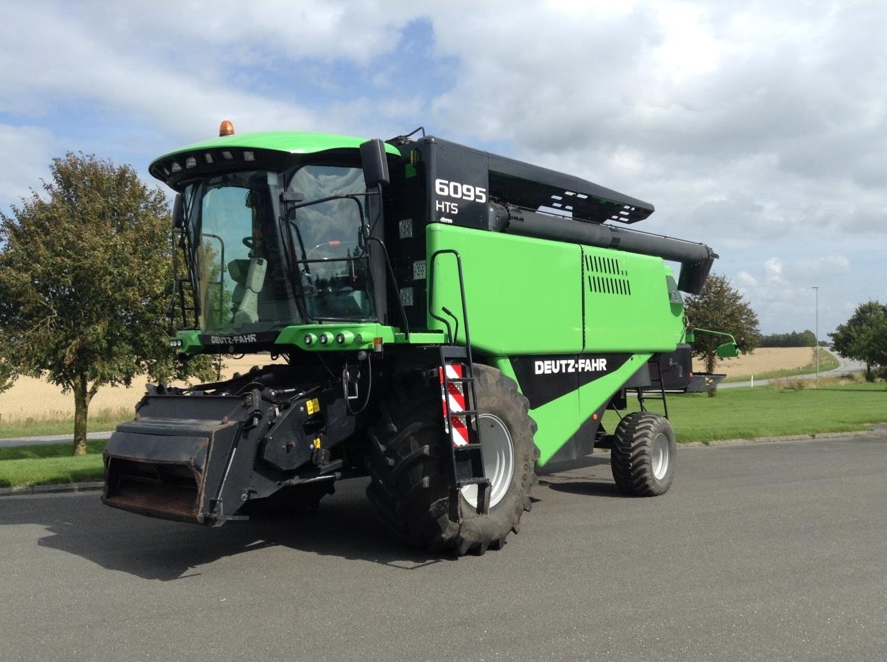 Mähdrescher van het type Deutz-Fahr 6095 HTS, Gebrauchtmaschine in Farsø (Foto 7)