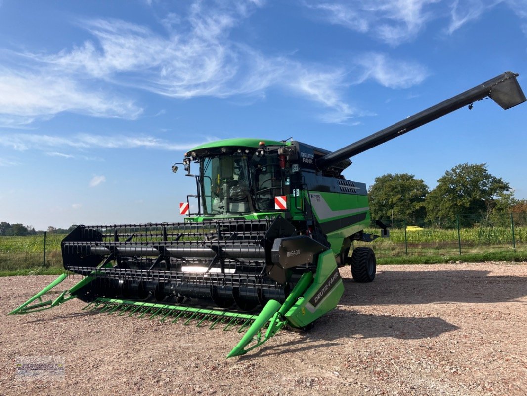 Mähdrescher van het type Deutz-Fahr C 6205 TS, Gebrauchtmaschine in Aurich (Foto 1)