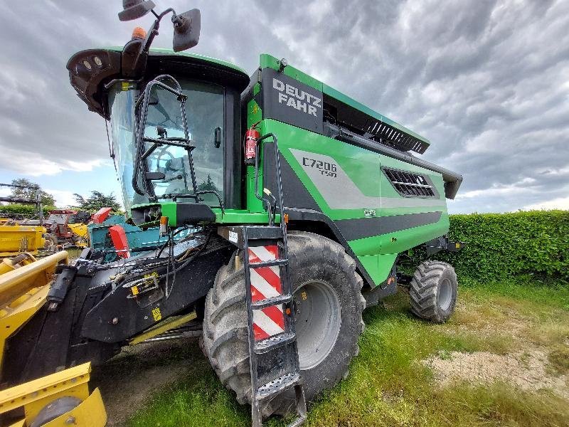 Mähdrescher des Typs Deutz-Fahr C7206TSB, Gebrauchtmaschine in ANTIGNY (Bild 1)