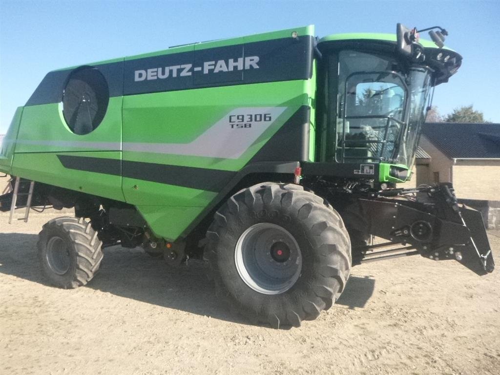 Mähdrescher tip Deutz-Fahr C9306 TSB KUN 911 timer. Årgang 2020., Gebrauchtmaschine in Skive (Poză 2)