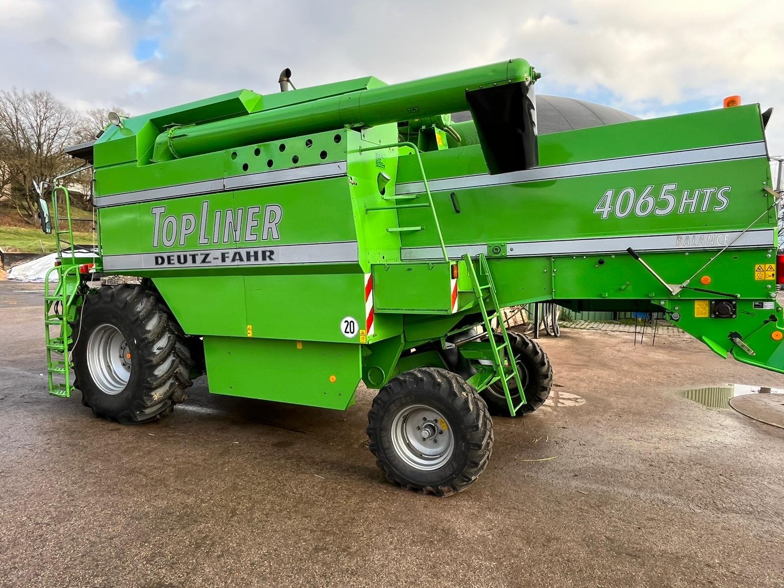 Mähdrescher typu Deutz-Fahr Topliner 4065 HTS, Gebrauchtmaschine w Neuhof/Zenn (Zdjęcie 1)