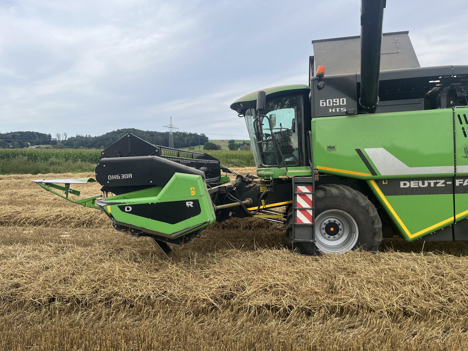 Mähdrescher des Typs Deutz-Fahr Topliner 6090 HTS, Gebrauchtmaschine in Burgau (Bild 1)