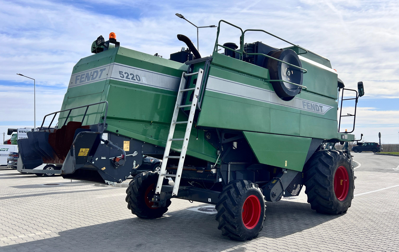 Mähdrescher del tipo Fendt 5220 E, Gebrauchtmaschine In Orţişoara (Immagine 5)