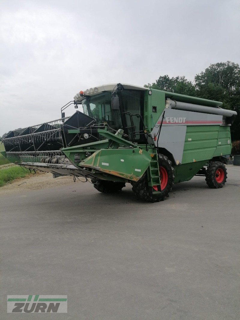 Mähdrescher tip Fendt 5220, Gebrauchtmaschine in Giebelstadt-Euerhausen (Poză 2)