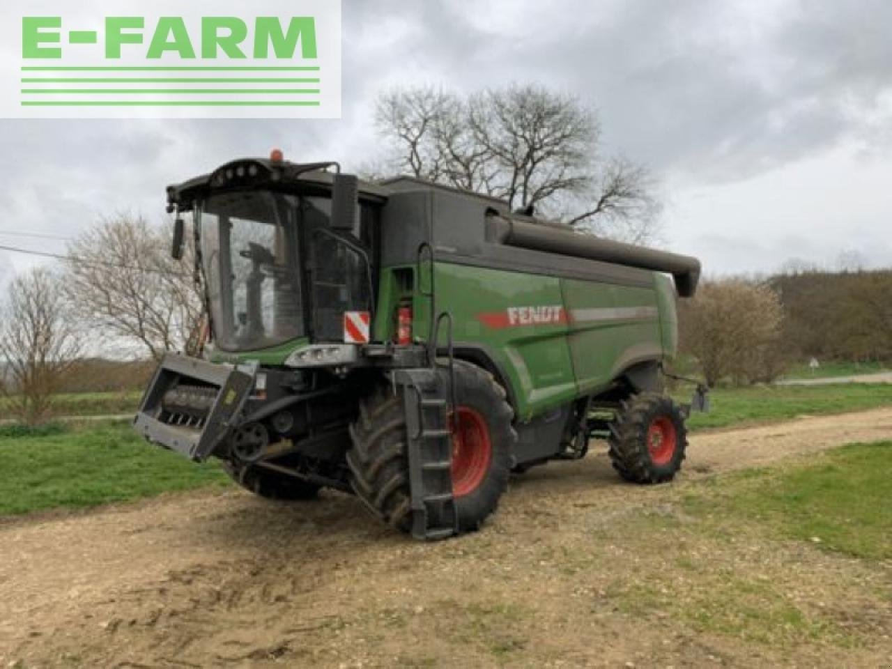 Mähdrescher du type Fendt 5275 cpli, Gebrauchtmaschine en MONFERRAN (Photo 1)