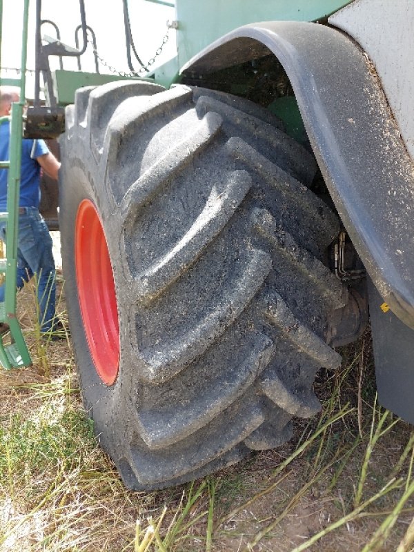 Mähdrescher του τύπου Fendt 6300 C AL, Gebrauchtmaschine σε VERT TOULON (Φωτογραφία 10)