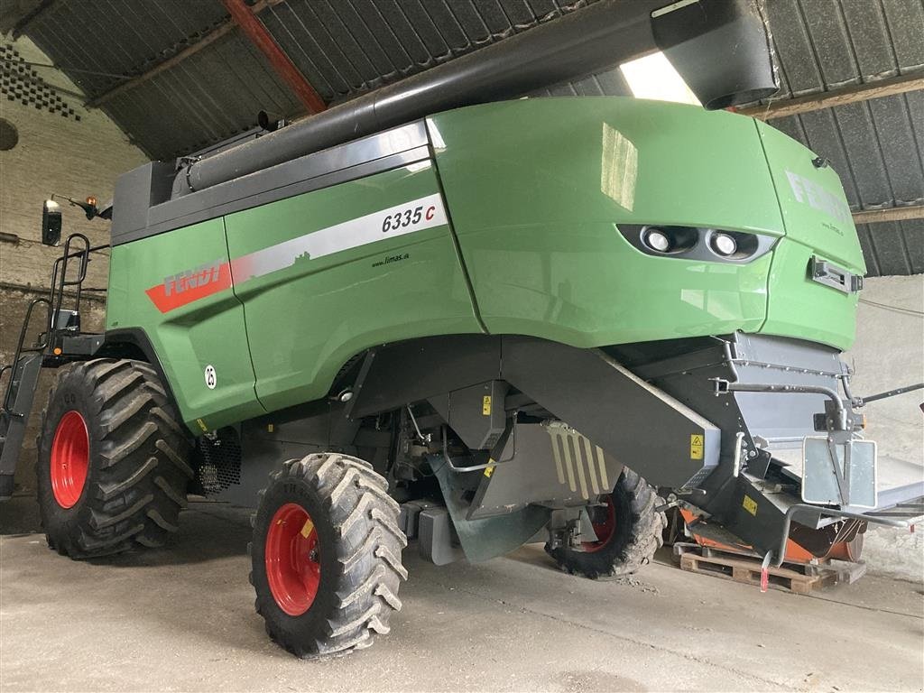 Mähdrescher des Typs Fendt 6335 C 22f. Power flow, Gebrauchtmaschine in Brovst (Bild 3)