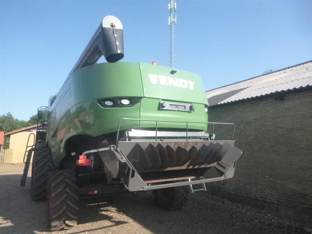 Mähdrescher des Typs Fendt 6335 C SAMME MODEL SOM MF 7370 BETA, Gebrauchtmaschine in Skive (Bild 2)