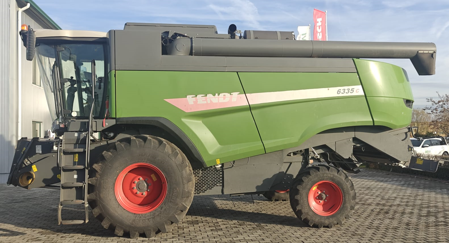 Mähdrescher типа Fendt 6335 C, Gebrauchtmaschine в Orţişoara (Фотография 2)