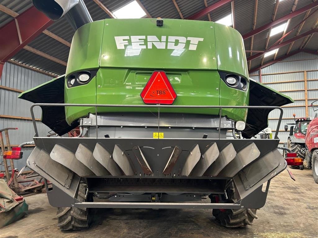 Mähdrescher del tipo Fendt 6335C Paralevel - 4wd 4WD. ParaLevel ( a la JD HillMaster og CLAAS Montana ). PowerFlow 25" skærebord. Står ved Kolding. Ring til Ulrik på 40255544. Jeg snakker Jysk, tysk og engelsk., Gebrauchtmaschine In Kolding (Immagine 4)