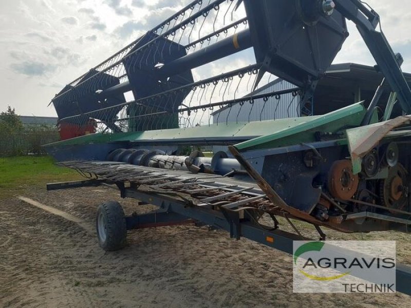 Mähdrescher van het type Fendt 8300, Gebrauchtmaschine in Walsrode (Foto 18)