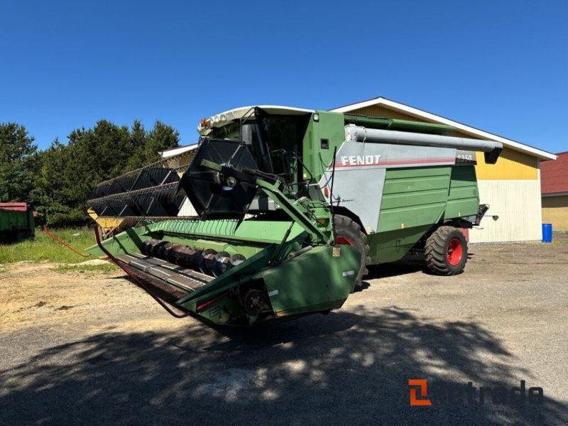 Mähdrescher Türe ait Fendt 8350, Gebrauchtmaschine içinde Rødovre (resim 1)