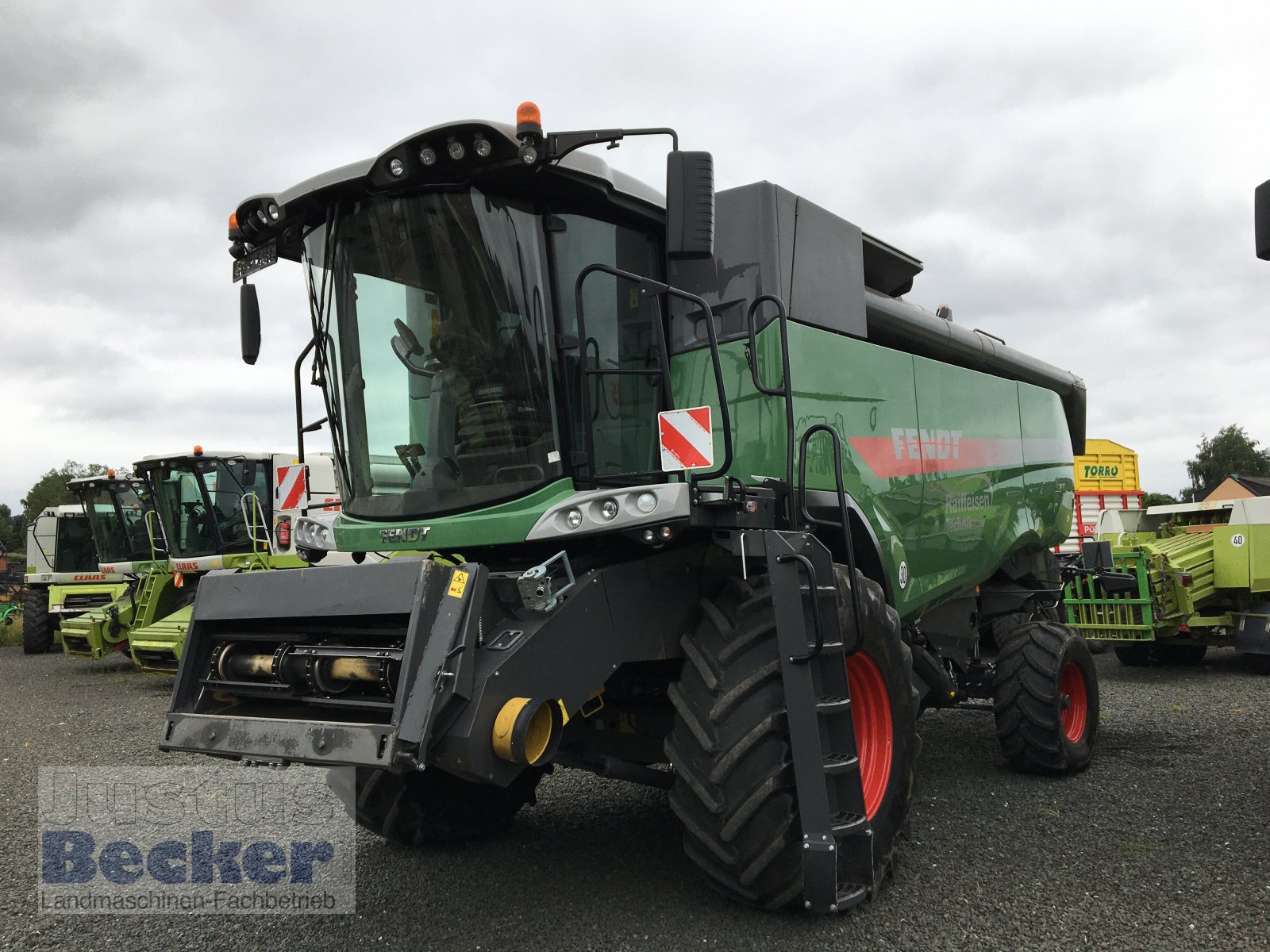 Mähdrescher tip Fendt 8410 P, Gebrauchtmaschine in Weimar-Niederwalgern (Poză 1)