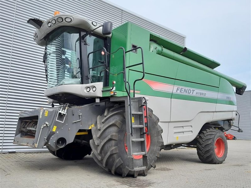 Mähdrescher del tipo Fendt 9470X med 30 fods skærebord, Gebrauchtmaschine en Horsens