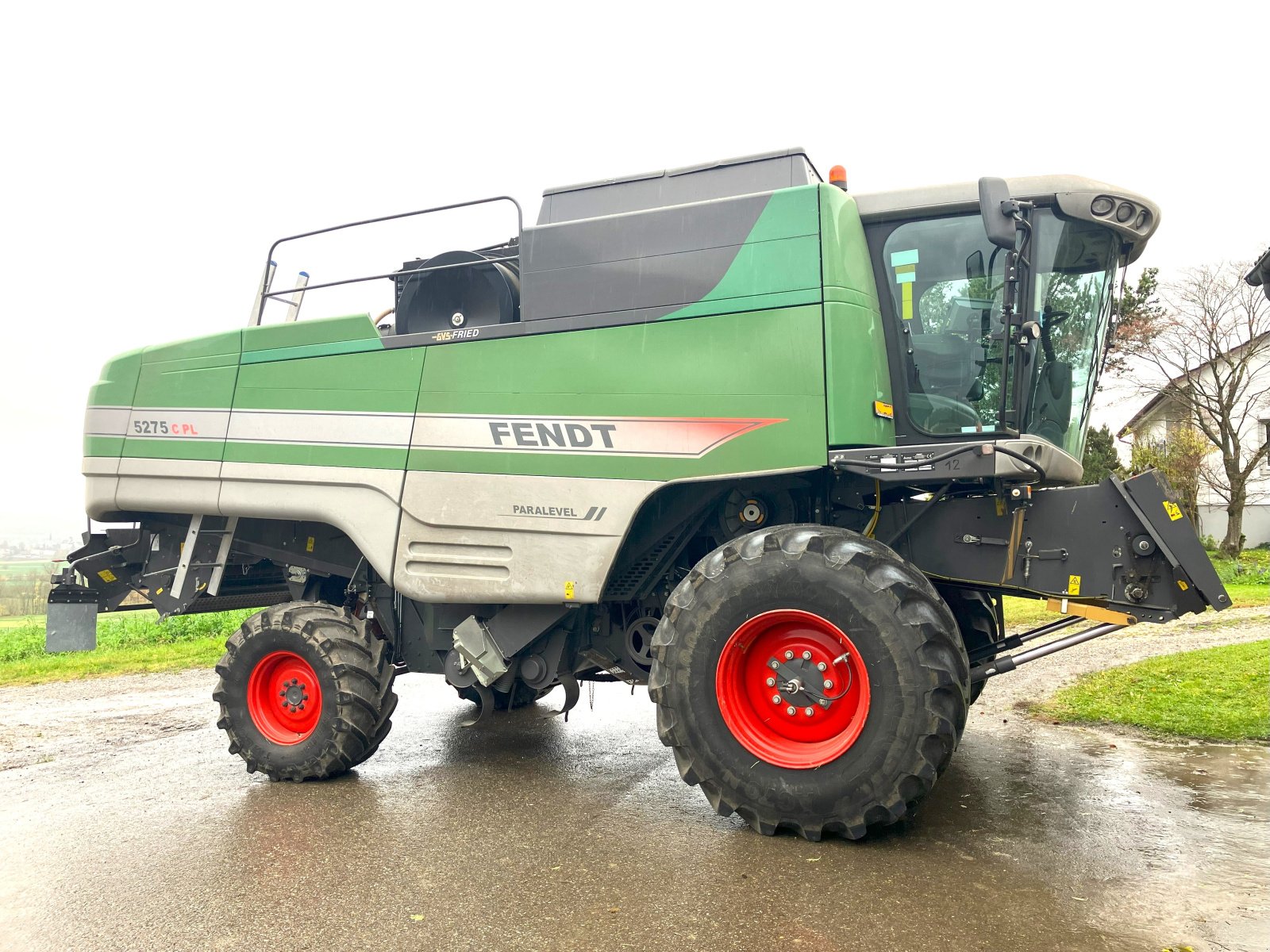 Mähdrescher des Typs Fendt C 5275 PL, Gebrauchtmaschine in Schaffhausen (Bild 1)