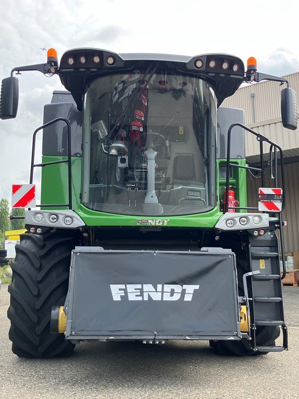 Mähdrescher typu Fendt C 5275 PL, Gebrauchtmaschine v Schaffhausen (Obrázek 10)