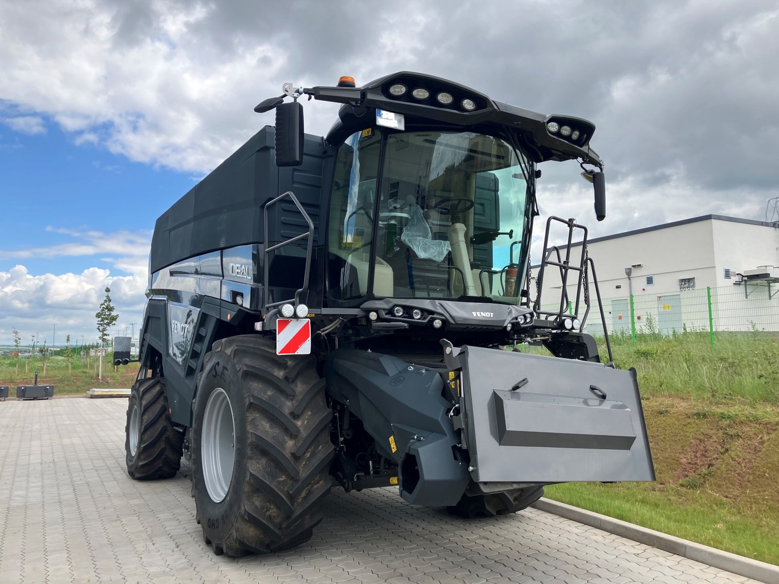 Mähdrescher tip Fendt IDEAL 7 Gen3, Gebrauchtmaschine in Korbach (Poză 2)