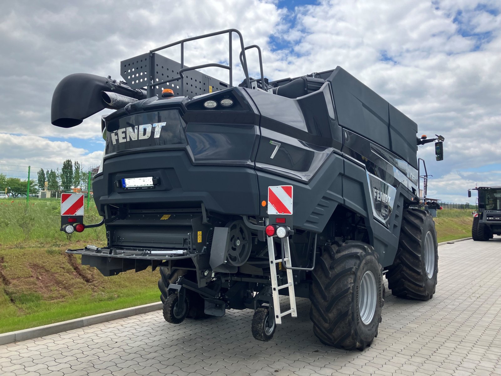 Mähdrescher tip Fendt IDEAL 7 Gen3, Gebrauchtmaschine in Korbach (Poză 3)