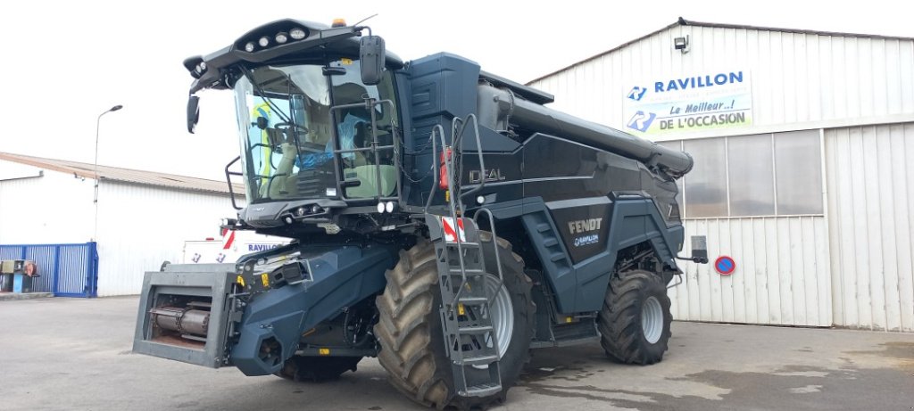 Mähdrescher del tipo Fendt IDEAL 7, Gebrauchtmaschine In VERT TOULON (Immagine 1)