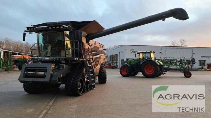 Mähdrescher van het type Fendt IDEAL 8 T, Gebrauchtmaschine in Calbe / Saale (Foto 1)